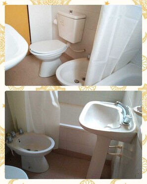 Ensemble douche/baignoire, bidet