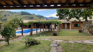 Standard Double Room, 1 Double Bed | Garden view - Pousada & Parada Olhos D'água (Santa Barbara do Tugurio)