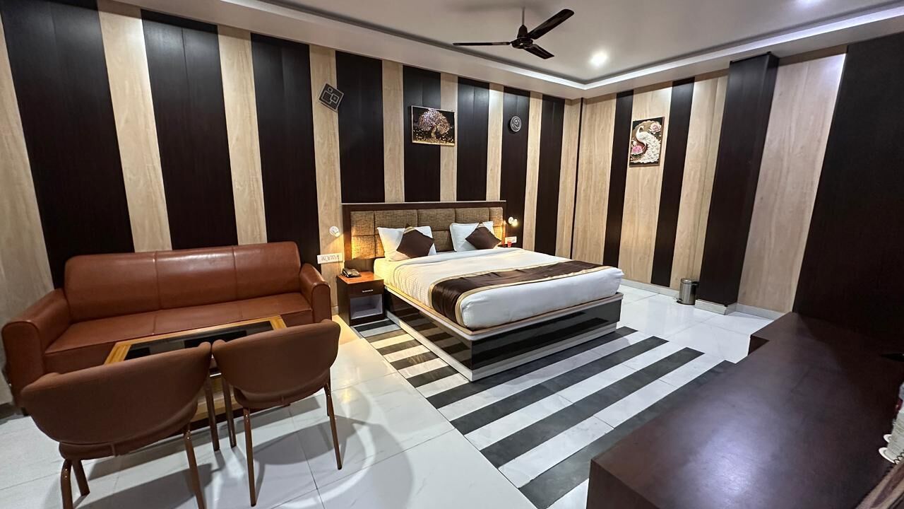 Habitación de lujo, 2 habitaciones | Sábanas de algodón egipcio, ropa de cama de alta calidad y edredón 