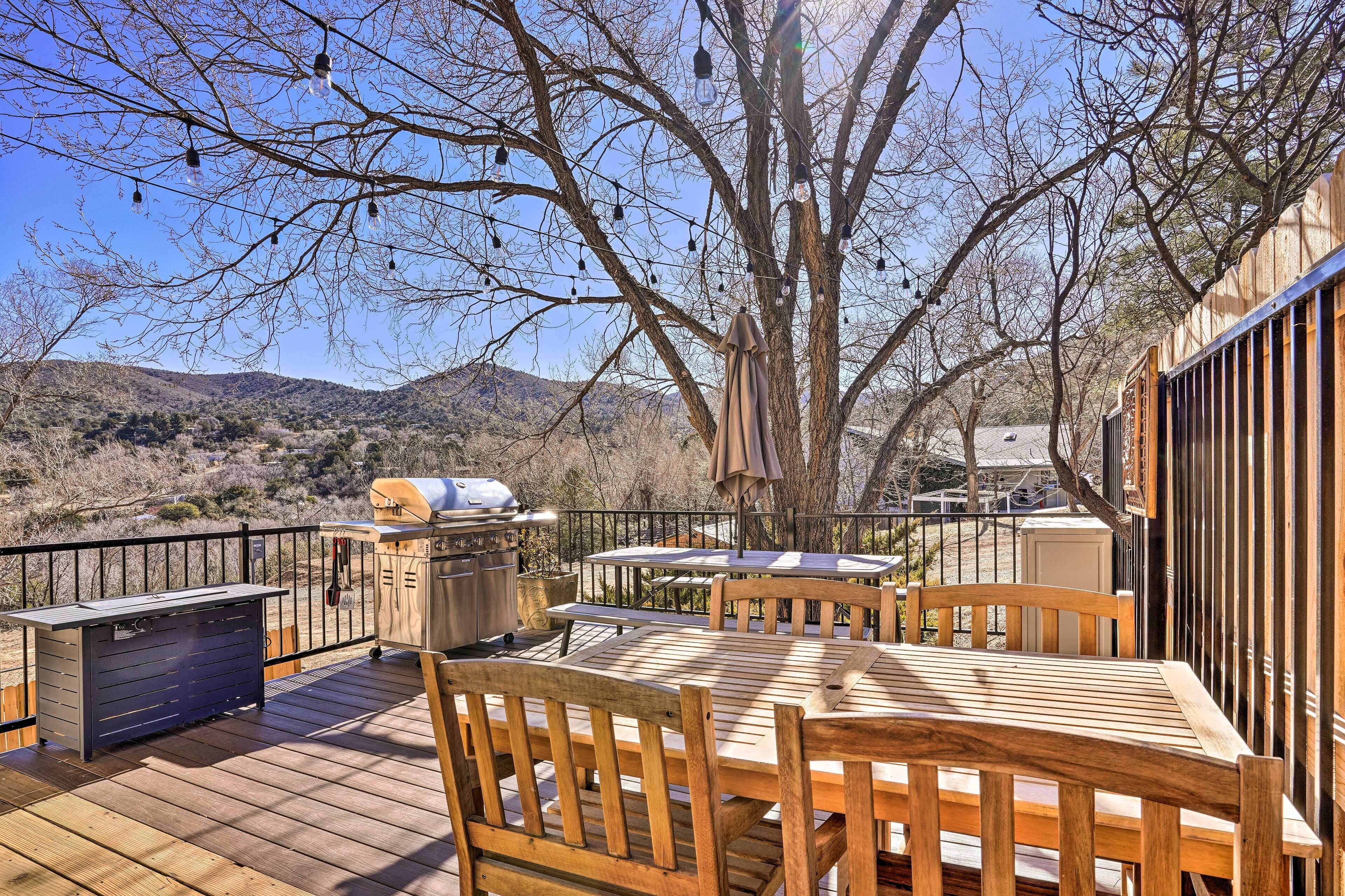 Prescott Home w/ Deck + Grill: Close to Hiking!