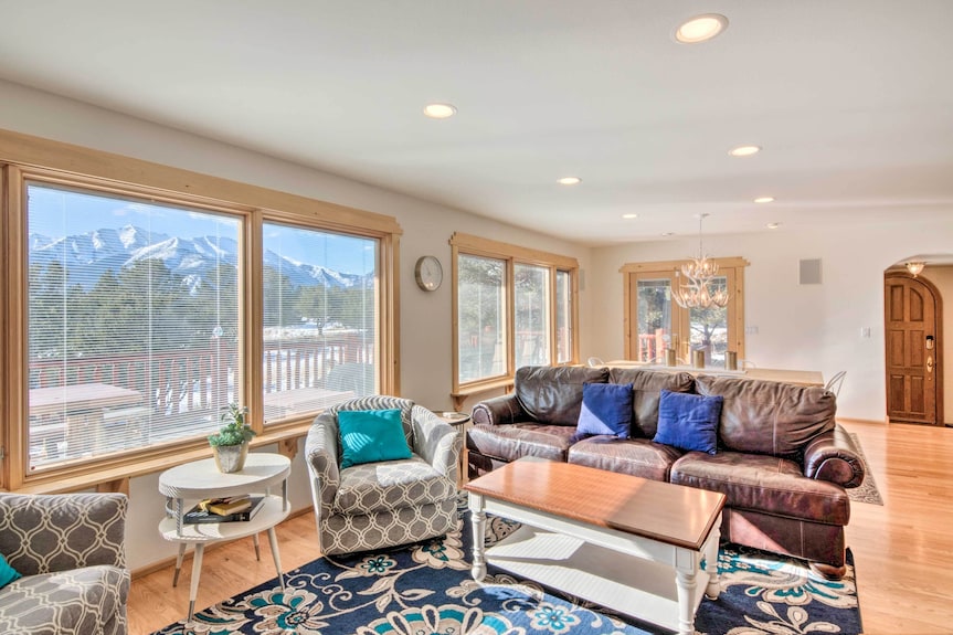 Buena Vista Oasis W/ Mtn Views, 3 Mi To Dtwn! - 布埃納文圖拉