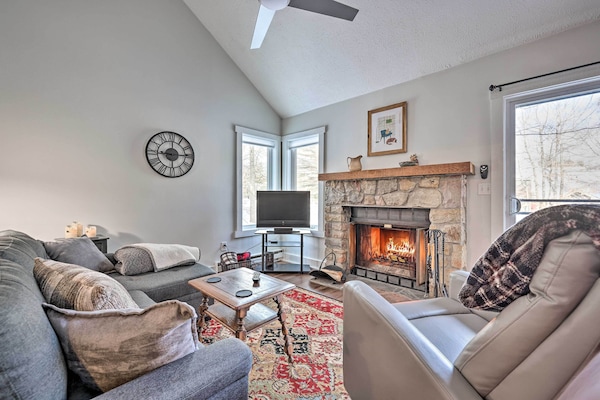 Lake Harmony Vacation Rental | 2BR | 1BA | 854 Sq Ft | 1 Step to Enter