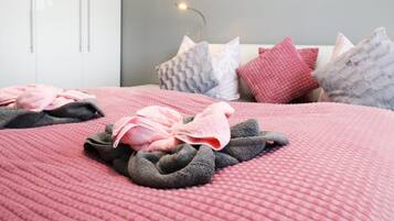 2 slaapkamers, reisbedje, wifi