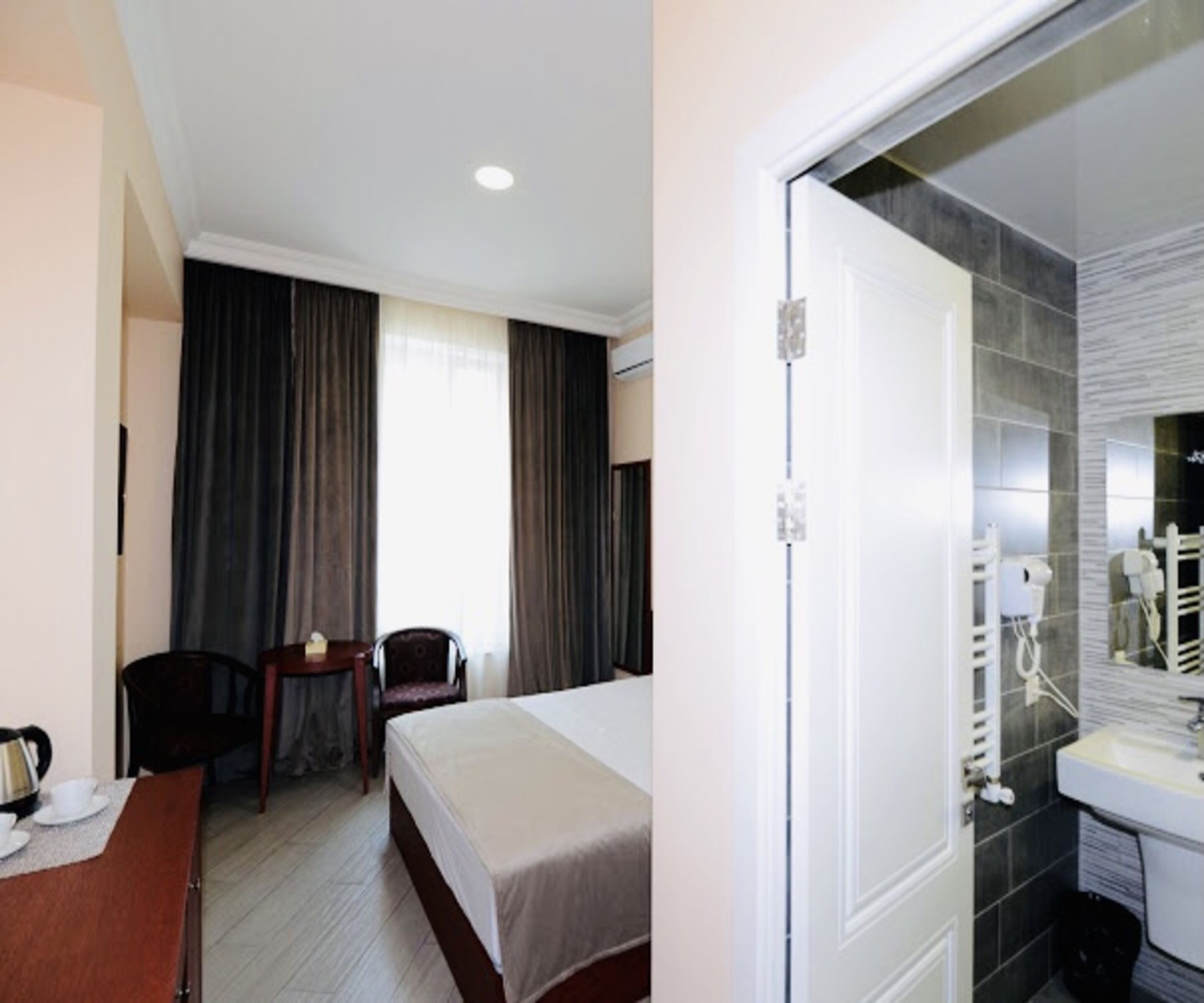 Photo - Grand Fortune Hotel