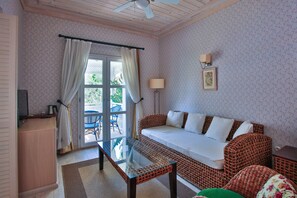 Executive Room | Egyptian cotton sheets, premium bedding, bed sheets - Casa Oliva Alacati (Cesme)