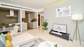 Căn hộ | Khu phòng khách | TV LED 42-inch có truyền hình cáp, TV 
