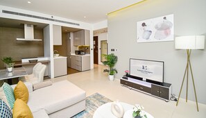 Apartment | Wohnbereich | 42-Zoll-LED-Fernseher mit Kabelempfang, Fernseher