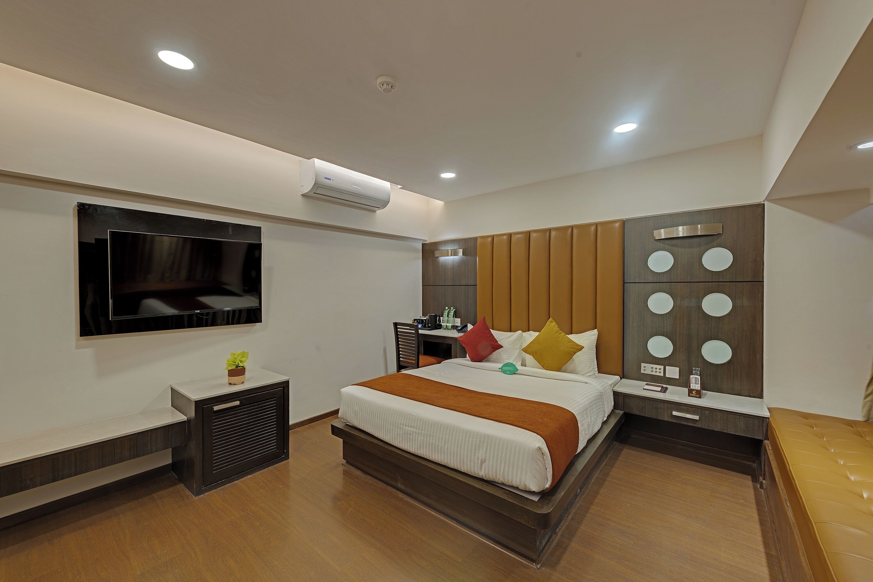 Photo - Comfort Inn Metropolis