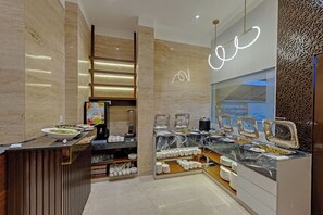 Restaurant - Comfort Inn Metropolis (Mumbai)