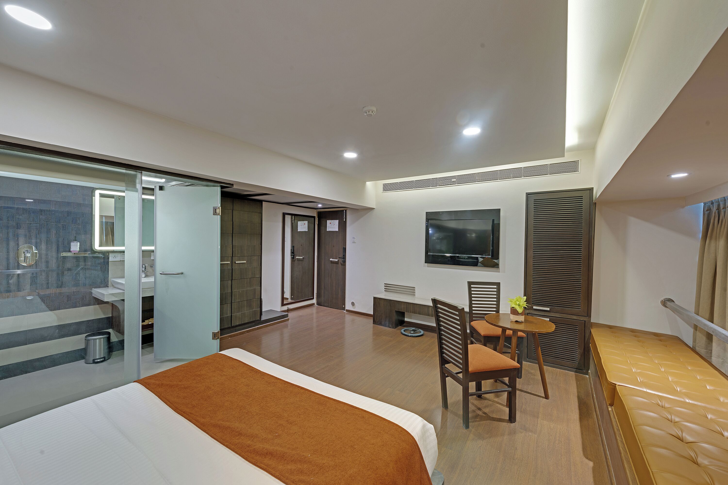 Photo - Comfort Inn Metropolis