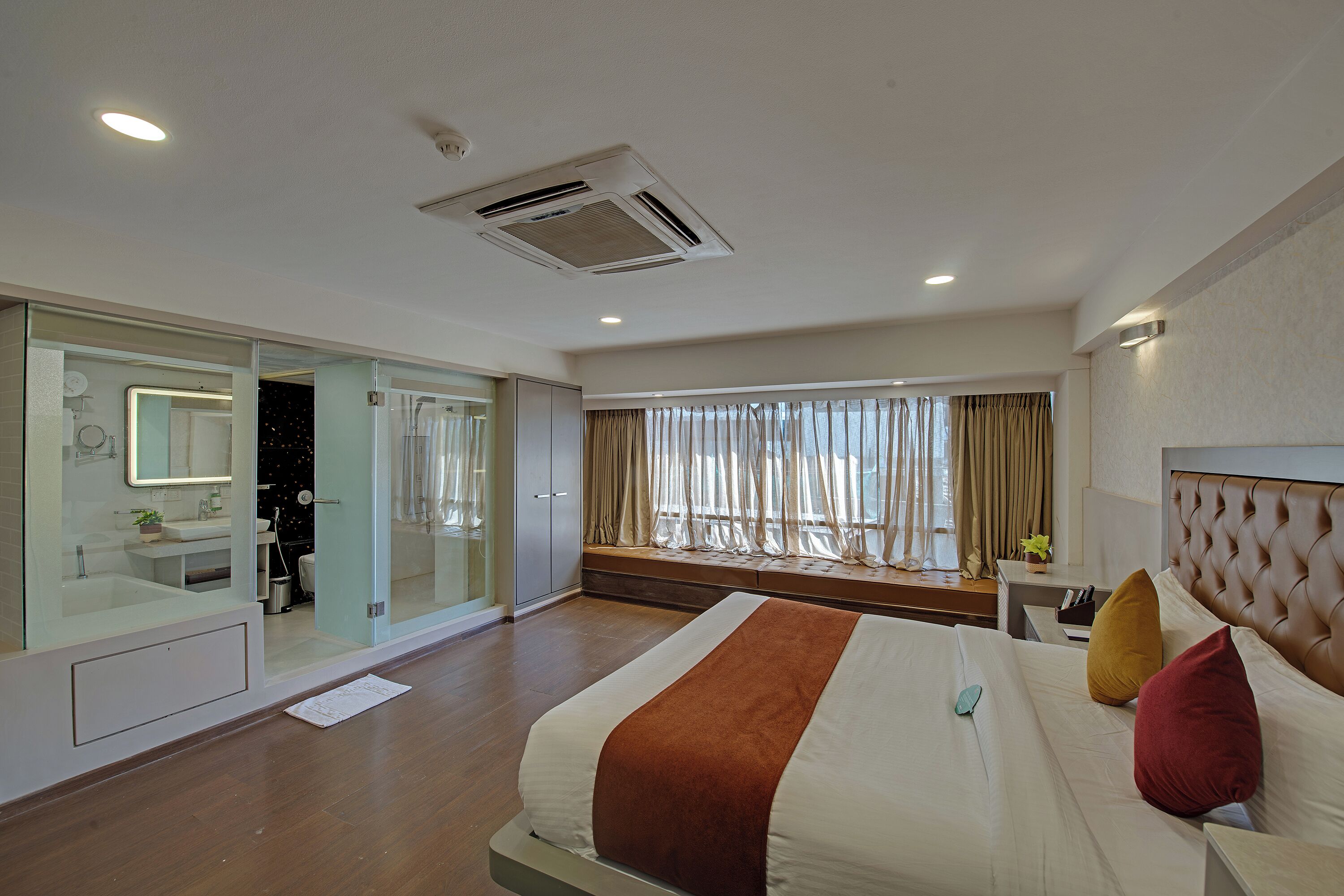 Photo - Comfort Inn Metropolis