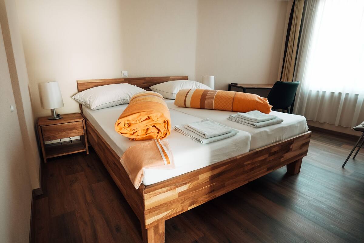 Desk, free WiFi, bed sheets