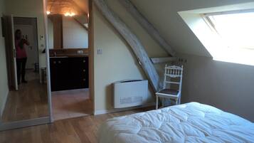 6 chambres, draps fournis