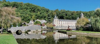 Villa Le Mirambeau – Luxury holiday villa in the Dordogne with pool and 6 bedrooms