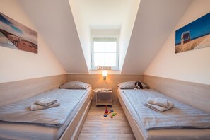 2 bedrooms