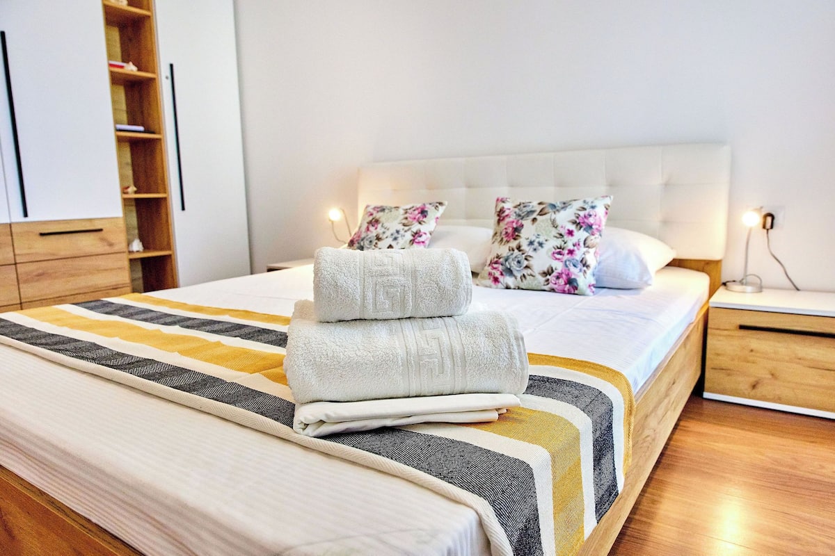 Apartemen Comfort | 1 kamar tidur dan didekorasi berbeda-beda