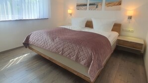 Unclassified image, 2 of 12, button - Apartment 3 - Holiday apartments Godewind (Zinnowitz)