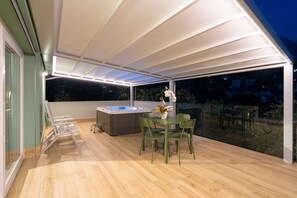 Bain à remous intérieur