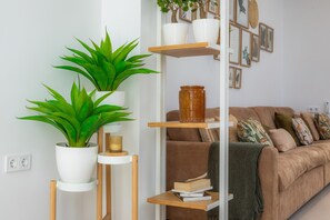 Interior - Holiday Home "Ca Na Lola" Near the Beach with Wi-Fi, Air Conditioning & Terrace (Portocristo)