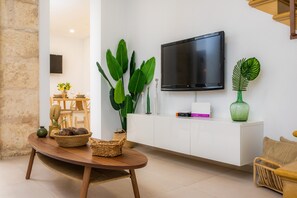 Interior - Holiday Home "Ca Na Lola" Near the Beach with Wi-Fi, Air Conditioning & Terrace (Portocristo)
