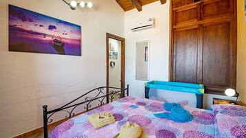2 Schlafzimmer, BĂŒgeleisen/BĂŒgelbrett, kostenloses WLAN, BettwĂ€sche