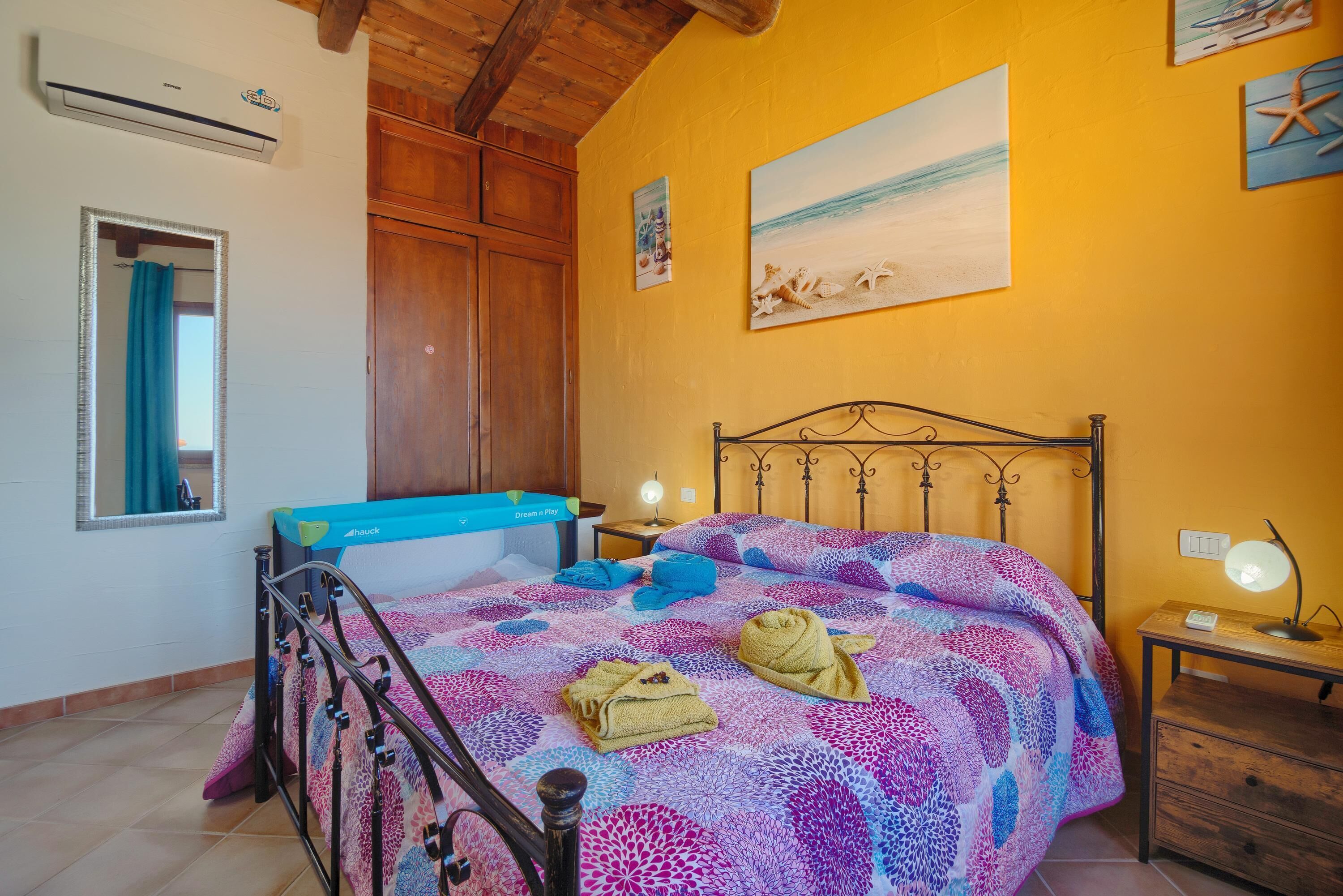 2 soverom, strykejern/-brett, wi-fi (inkludert) og sengetøy