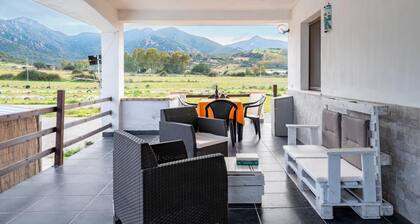 Ferienhaus Casa I Ginepri mit Bergblick, Garten und WLAN