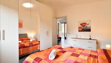 2 bedrooms, free WiFi, bed sheets