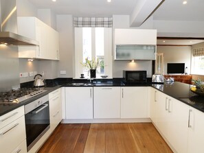 Cottage | Private kitchen - Castle Hill (Bakewell)