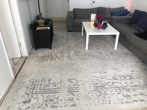 A nice and comfortable house in front of Middlesex college