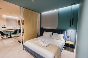 Apartamento Deluxe, 1 habitación, balcón | 2 dormitorios, escritorio, espacio para trabajar con un portátil