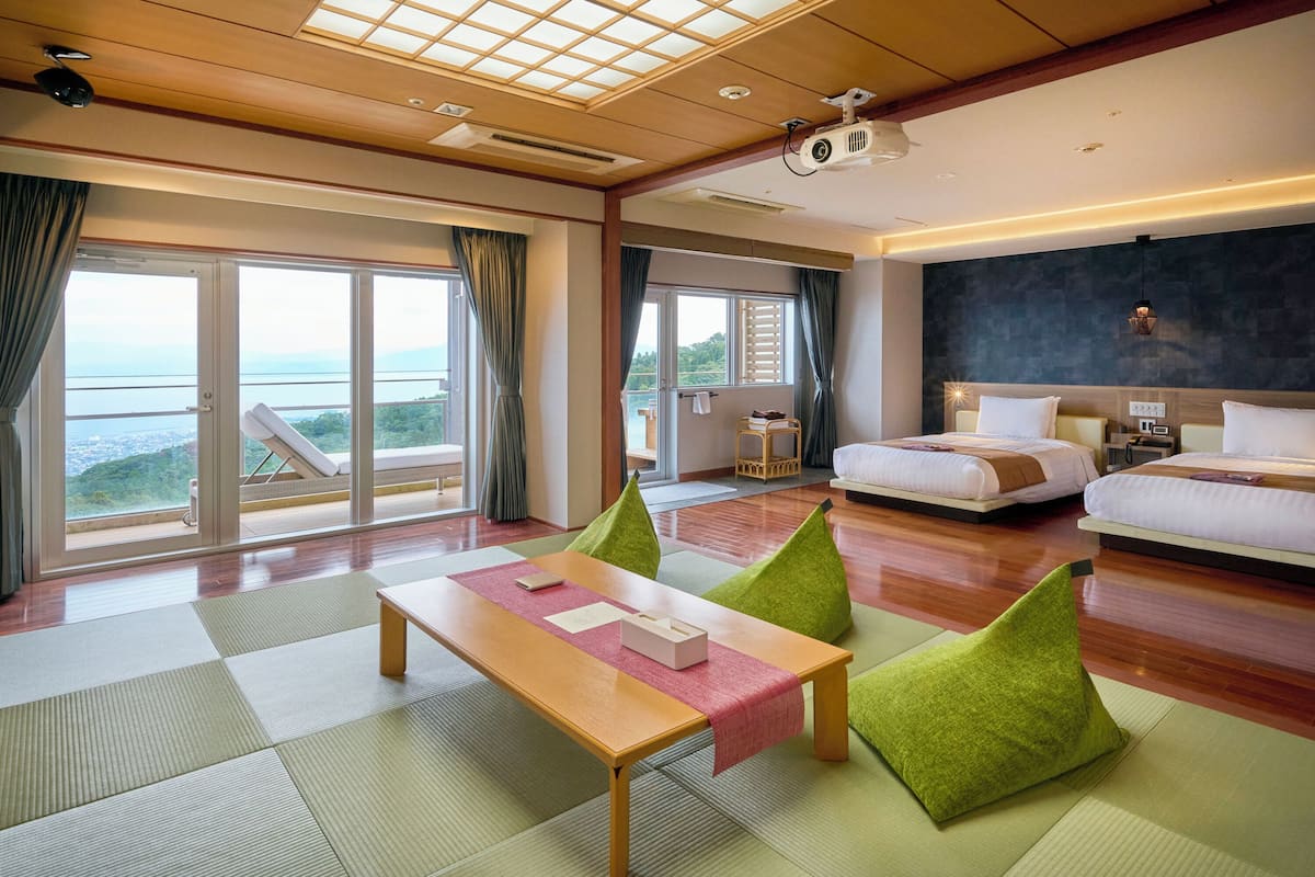 Suite Tradisional, Bebas Asap Rokok (Japanese-Western, open-air bath KAZE) | Seprai premium, brankas, meja kerja, dan Wi-Fi gratis