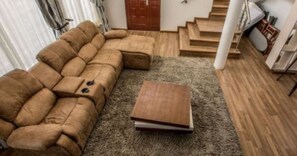 House, 4 Bedrooms | Living area | Flat-screen TV - Yard Valley Manor (Naivasha)