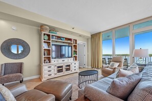 Smart TV, books