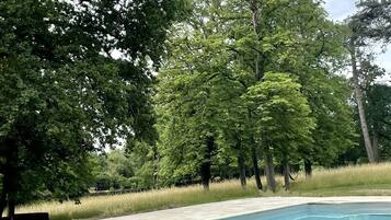 Piscine extérieure, piscine chauffée