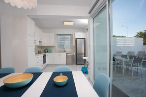 Dining room - Villa Ioli with Private Pool (Paralimni)