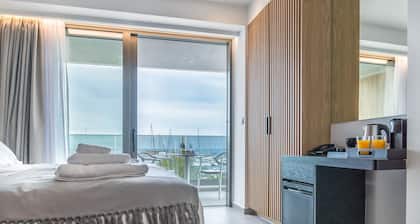 SAVUS BOUTIQUE HOTEL
