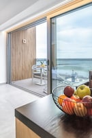 Habitación superior | Caja fuerte, sistema de insonorización, wifi gratis y ropa de cama