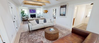 3 bedroom oceanfront on the sound ~ Selah on the Sound