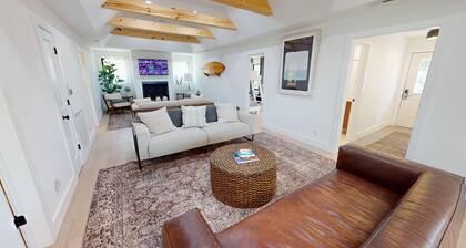 3 bedroom oceanfront on the sound ~ Selah on the Sound