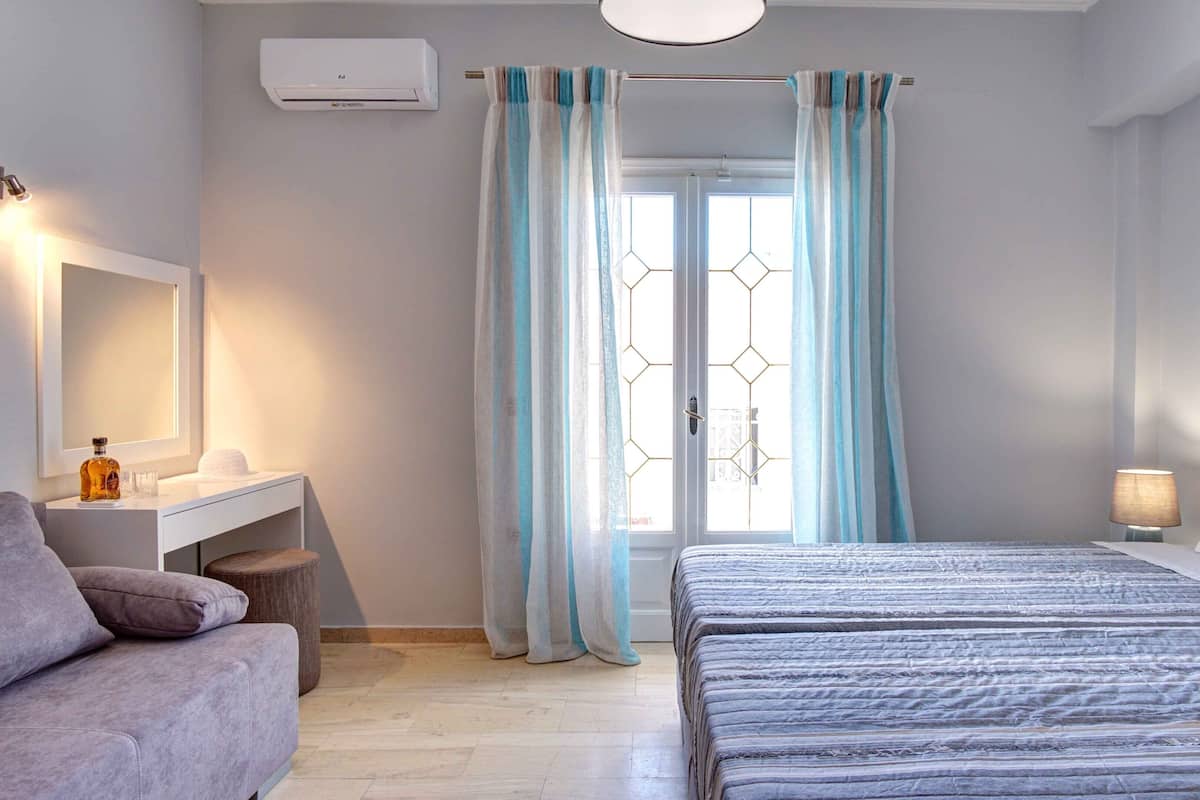 1 bedroom, in-room safe, individually decorated, individually furnished