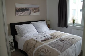 2 bedrooms, iron/ironing board, travel crib, WiFi