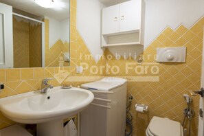 Shower - 14PINETA - 14P PORTO FARO (Palau)