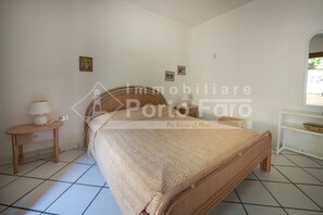 1 bedroom, iron/ironing board