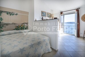 1 غرفة نوم ومكواة/لوح كي وواي فاي