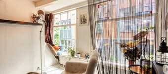 BB 1971 Hazenstraat (shared bathroom)