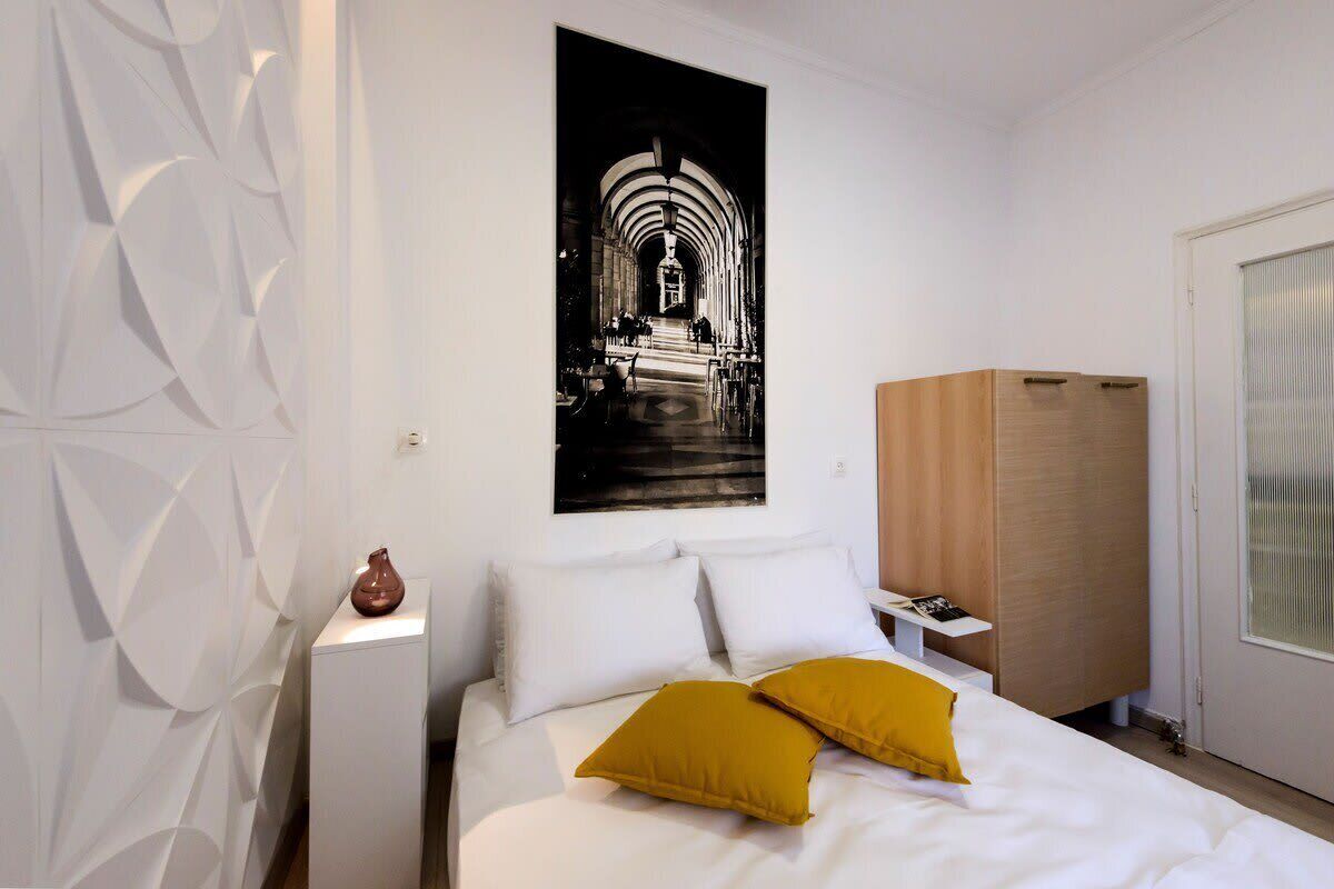 1 bedroom, iron/ironing board, travel crib, WiFi