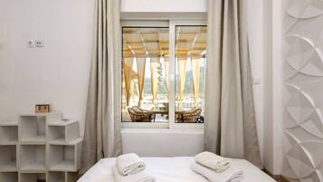 1 bedroom, iron/ironing board, travel crib, WiFi