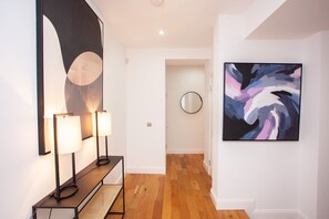 Interior - Stylish West End Flat in Glasgow (Glasgow City)