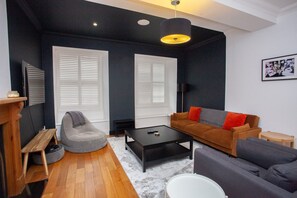 Televisio, työhuone